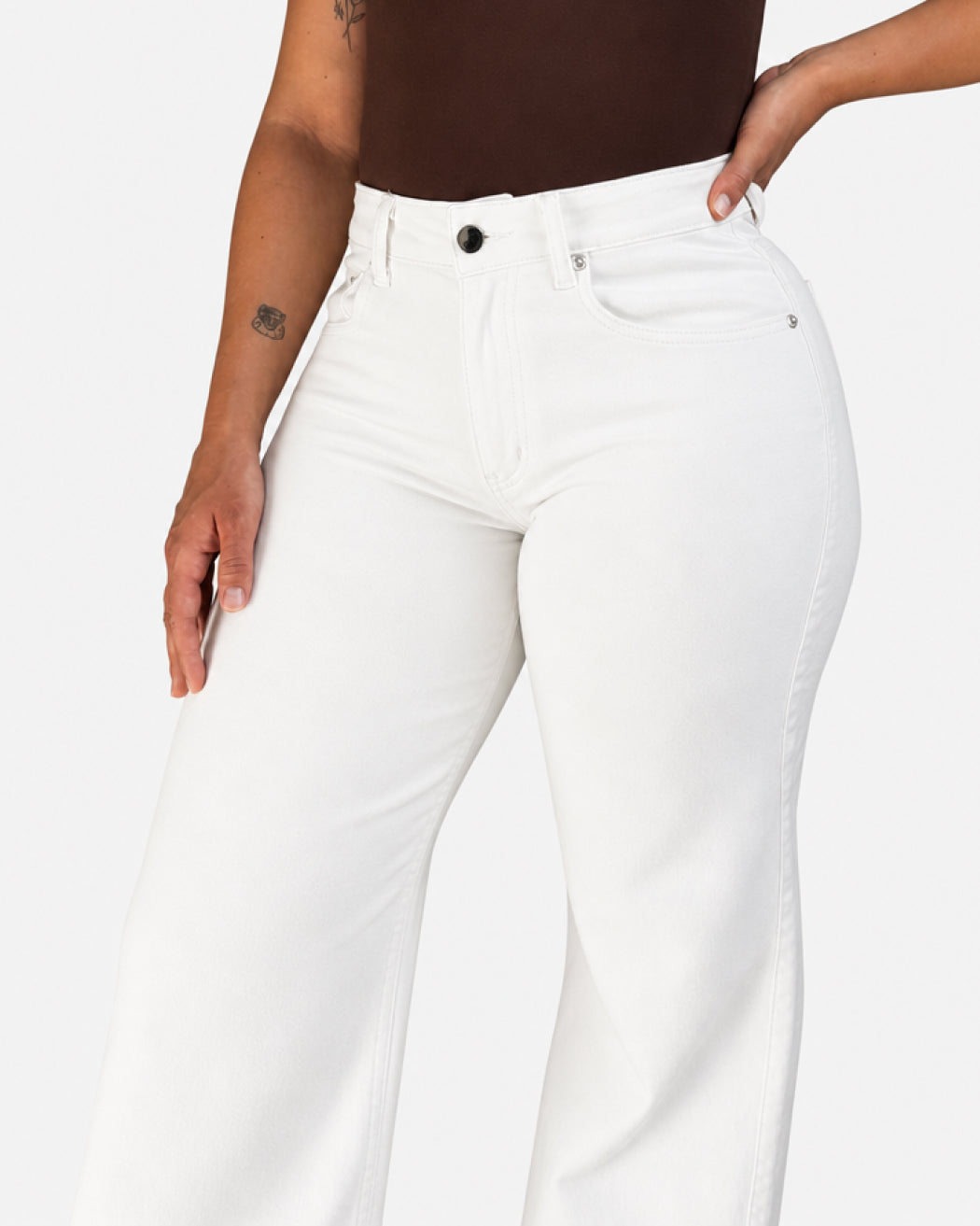 Wide Leg – Mid Rise – White