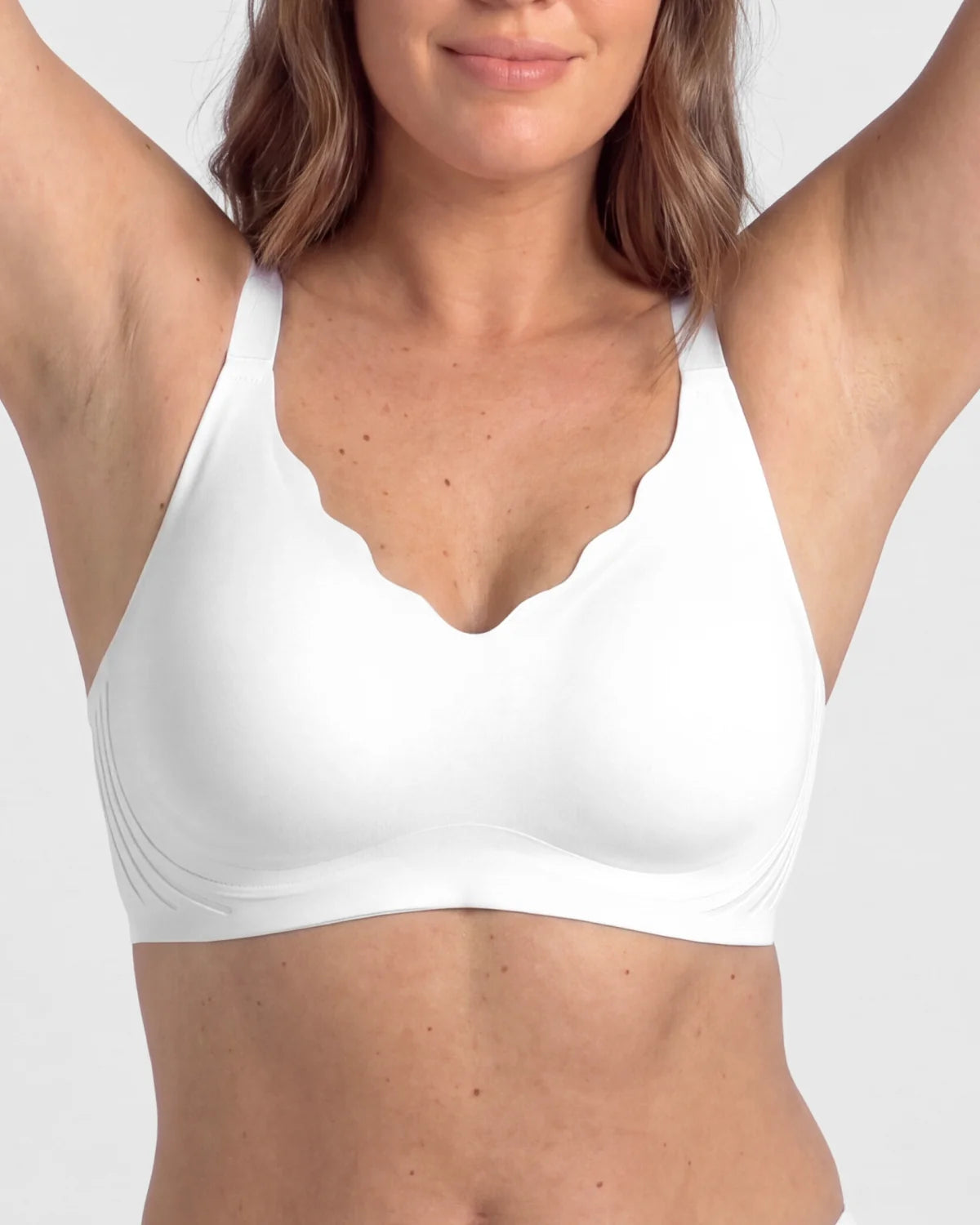 Arms up - CURVS Scalloped Bra - White #Color_White