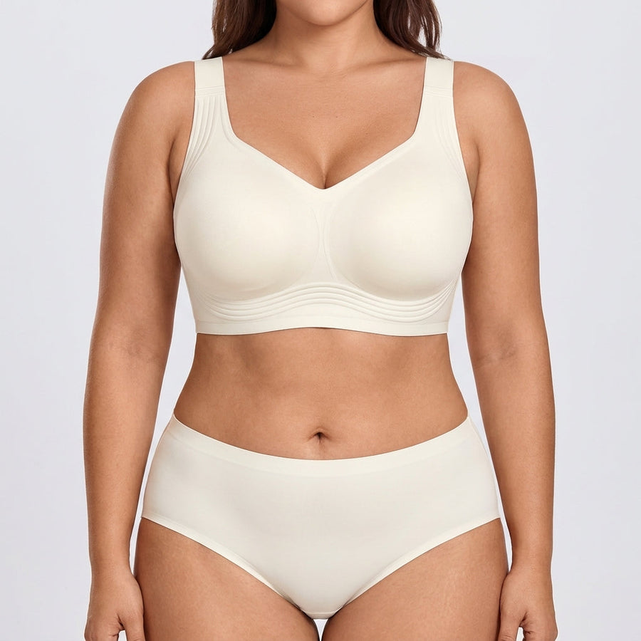 Seamless High-Cut Brief - Cream White on model, front #Color_Cream White