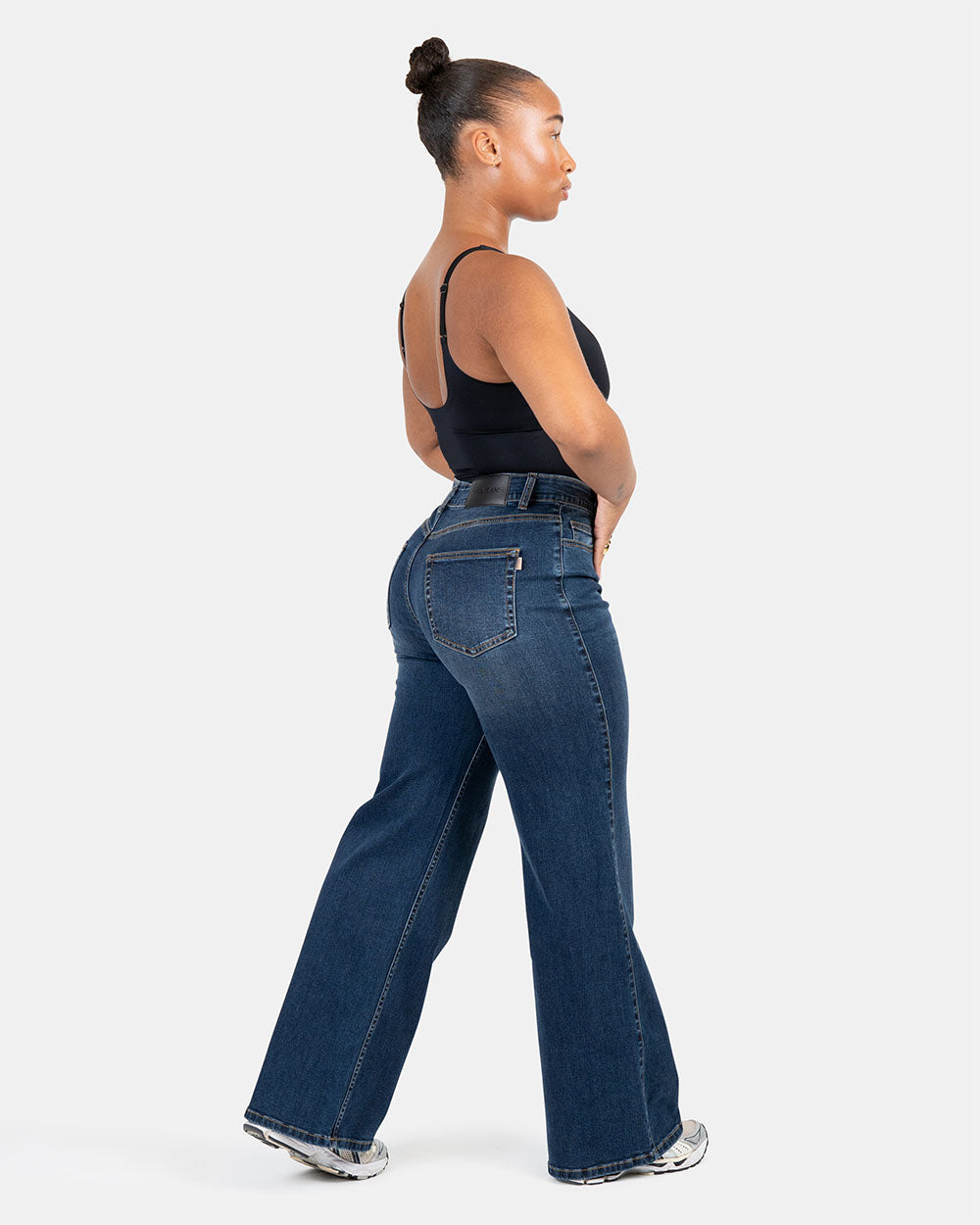 Wide Leg – Mid Rise – Indigo