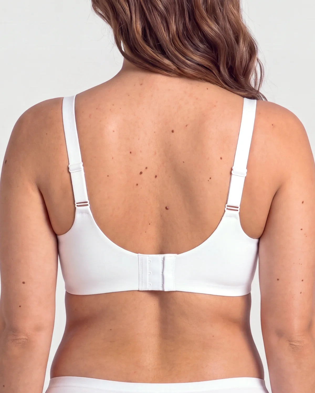 Back - CURVS Deep V Bra - White #Color_White